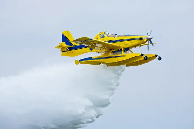 Neue slowenische Löschflugzeuge sollen auch bei möglichen Waldbränden in Kärnten eingesetzt werden. (Symbolfoto) | Foto: stock.adobe.com/at/bertys30