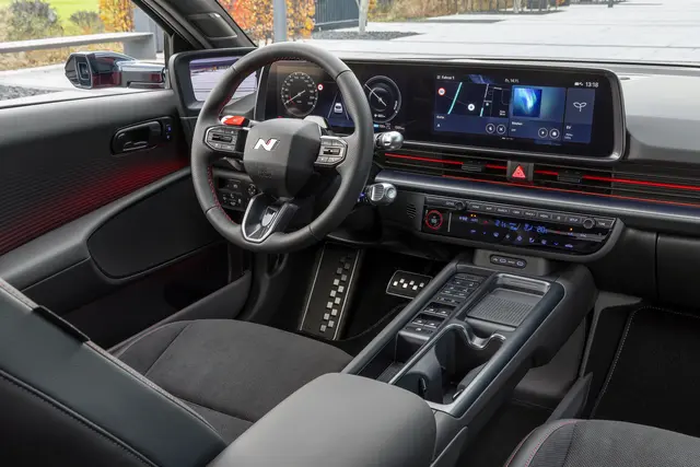 Frisches Design, nachhaltige Materialien und üppiges Technologie-Upgrade bietet das Facelift des Hyundai Ioniq 6. | Foto: Hyundai