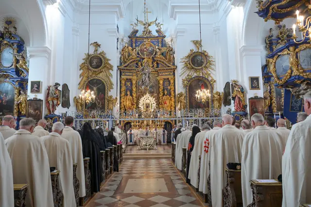 Bei der Messe in Maria Plain. | Foto: Erzdiözese Salzburg (eds)/Hiva Naghshi