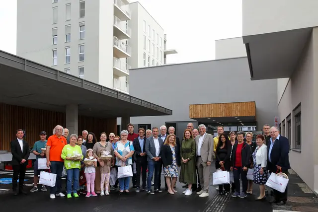 Mit der offiziellen Schlüsselübergabe wurden 36 vom Land Steiermark geförderte Mietwohnungen in Liezen ihrer Bestimmung übergeben. | Foto: wohnbaugruppe.at