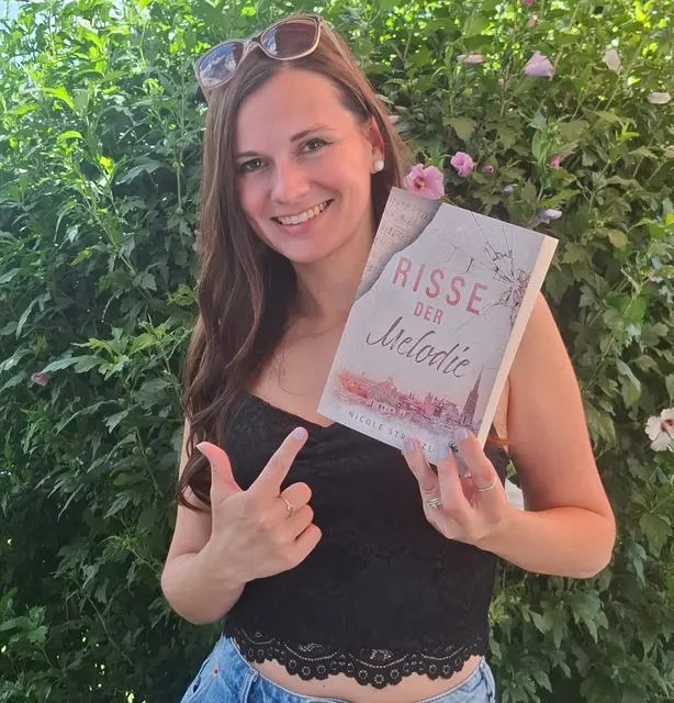 Am 7. August erscheitn das zwölfte Buch von der Autorin und Regionalredakteurin Nicole Stranzl  | Foto: Inge Stranzl