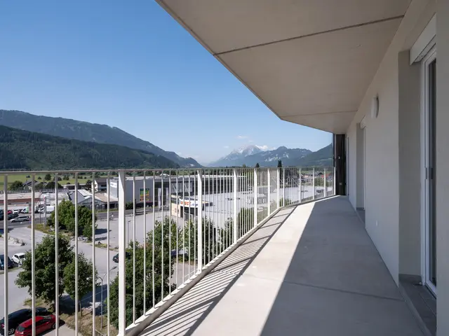Für die Bewohnerinnen und Bewohner bietet sich ein herrlicher Ausblick auf die umliegende Bergwelt. | Foto: pierer.net