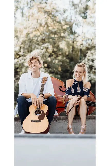 Zum zehnjährigen Bestehen präsentiert die Quetschwork Family die Höhepunkte ihrer bisherigen Programme – mit musikalischer Vielfalt, pointierten Texten, Humor und berührenden Momenten.
 | Foto: Artofmomentsfotografie