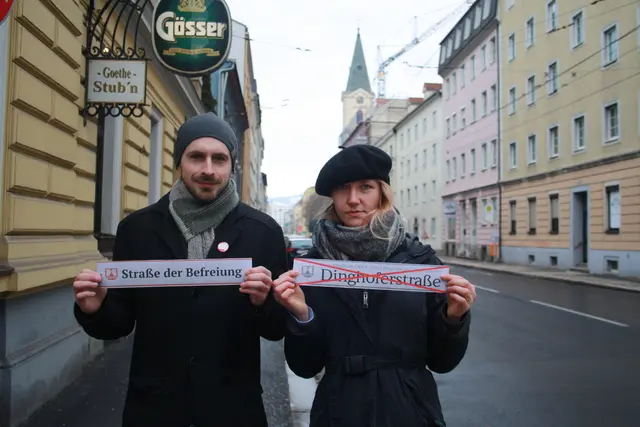 Die Jungen Linken forderte im Jahr 2019 auch bereits die Umbenennung der Dinghoferstraße – der Straßenname sollte der "Straße der Befreiung" weichen. | Foto: Junge Linke / Elena Richtsfeld 
