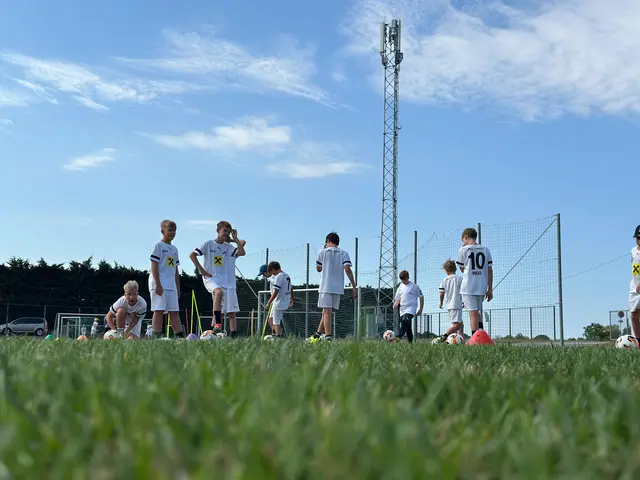 Der Fußball-Nachwuchs trainierte unter professioneller Anleitung. | Foto: zVg/Kathrin Miehl