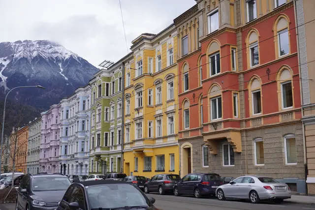 Wer Mitglied bei den Stadtteilfreunden Saggen wird, kann sich das Lastenrad des Vereins ausleihen.  | Foto: Alicia Martin Gomez