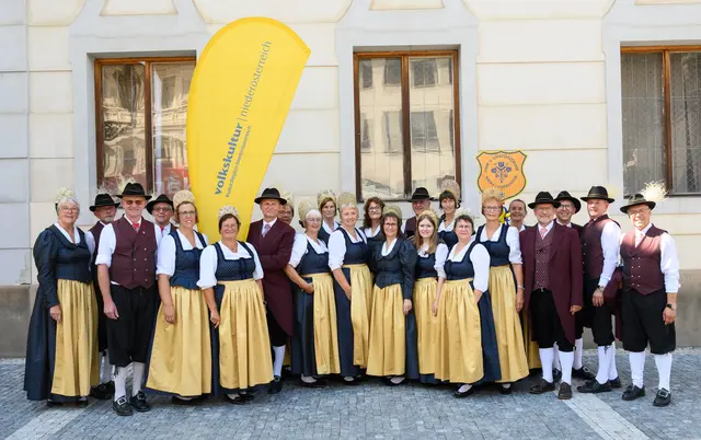Die Chor u. Volkstanzgruppe Krems-Lerchenfeld. | Foto: Chor und Volkstanzgruppe Krems