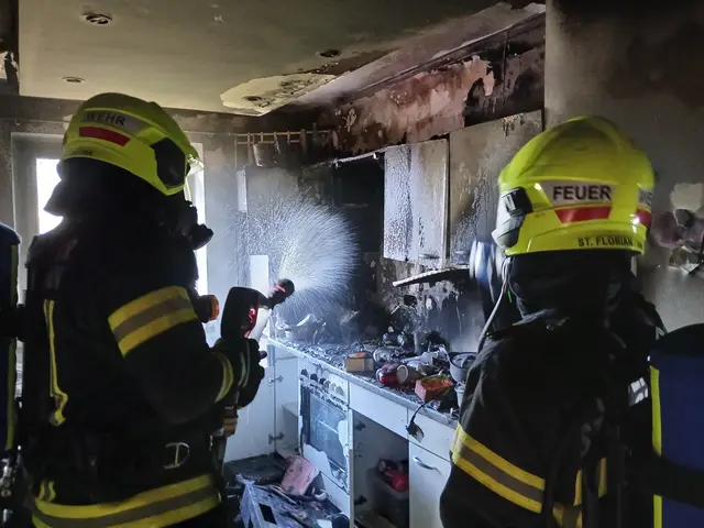 Ein Küchenbrand hat am Dienstagabend, 28. Juli 2026, ein Wohnhaus in St. Florian am Inn in Gefahr gebracht.  | Foto: FF St. Florian am Inn
