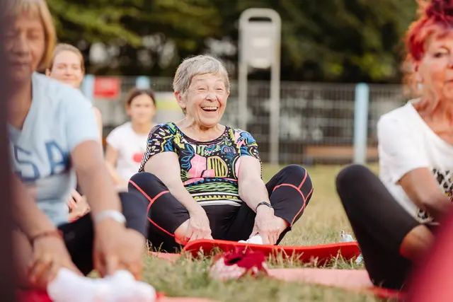 Yoga, Pilates, Tanz und spielerische Bewegung: Die Initiative bringt kostenlose Sportangebote in elf Wiener Bezirke. | Foto: Stefan Diesner