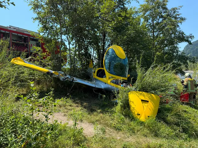Ein Motorflugzeug musste bei einem Schleppflug in Kirchdorf in Tirol notlanden. | Foto: ZOOM.TIROL