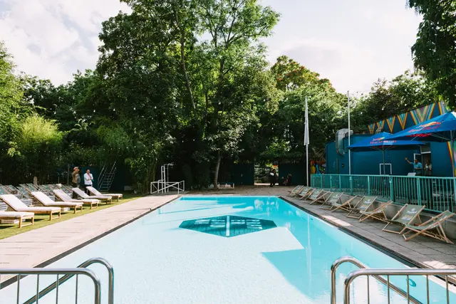 Kürzlich feierte die Pratersauna ihr Comeback als "Urban Pool Club".  | Foto:  Ignacy Brice