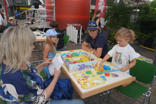 Ob Brettspiele, Schach, Pen-and-Paper-Abenteuer oder Lesespaß – für Kinder, Familien und Erwachsene war den ganzen Vormittag über einiges geboten.  | Foto: Georg Larcher