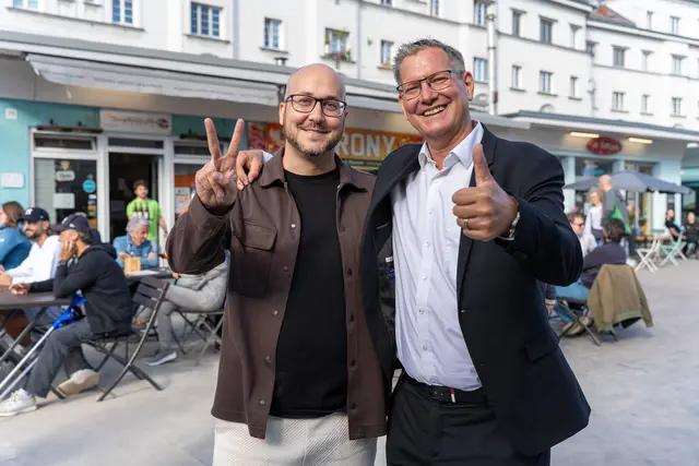 Jürgen Grimm vom Verein Leiwand (l.) und Bezirksvorsteher Georg Papai (SPÖ). | Foto: Leiwand.wien