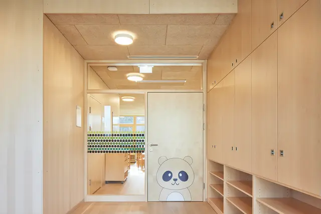 Sanierung und Erweiterung Kindergarten Franz-Martin-Straße, PLOV ARCHITEKTEN  | Foto: EMILBLAU Martin Geyer
