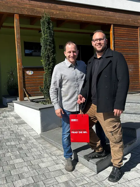 Unternehmer Christian Bernhardt mit EPU-Bezirkssprecher Lukas Giefing. | Foto: WKB