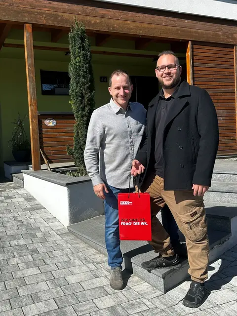 Unternehmer Christian Bernhardt mit EPU-Bezirkssprecher Lukas Giefing. | Foto: WKB