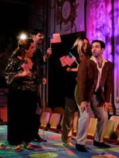Großer Premierenapplaus für das internationale Ensemble von Rossinis „Der Heiratswechsel“ beim KlassikFestival Schloss Kirchstetten. | Foto: Anker/Piller