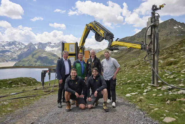 Große Freude bei den Projektbeteiligten von Kühtai Solar | Foto: Kühtai Solar