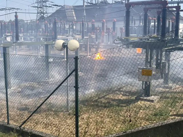 Feuer auf dem Gelände des Umspannwerks Waidhofen/Thaya | Foto: FF Waidhofen/Thaya