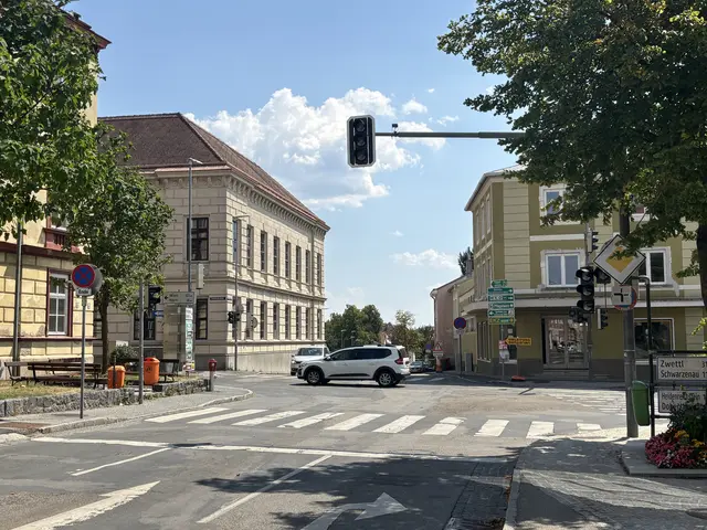 MeinBezirk Redakteur Daniel Schmidt verschafft sich vor Ort einen Überblick über die Situation. | Foto: Daniel Schmidt