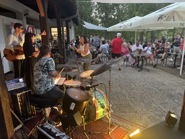 Volles Haus am ersten Mittwoch von "Live Musik am Teich"  | Foto: Franz Tscheinig/MeinBezirk Burgenland