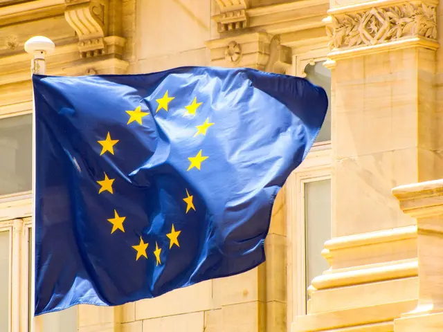 Welcher steirische Politiker hält die EU-Fahne hoch? MeinBezirk hat sich die Arbeit unserer Abgeordneten angesehen. | Foto: pexels / Daniel Kružík