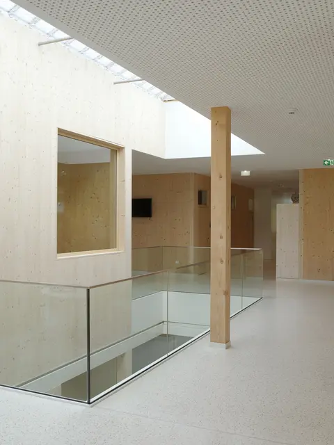 Volksschule Adnet, huber und theissl architekten  | Foto: Herman Seidl