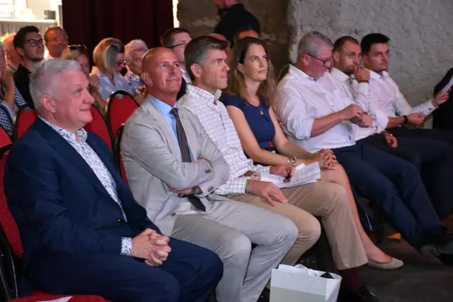Generalversammlung der Raiffeisenbank Grein mit dem anschließenden Sommerfest im Meierhof der Burg Clam. | Foto: Robert Zinterhof