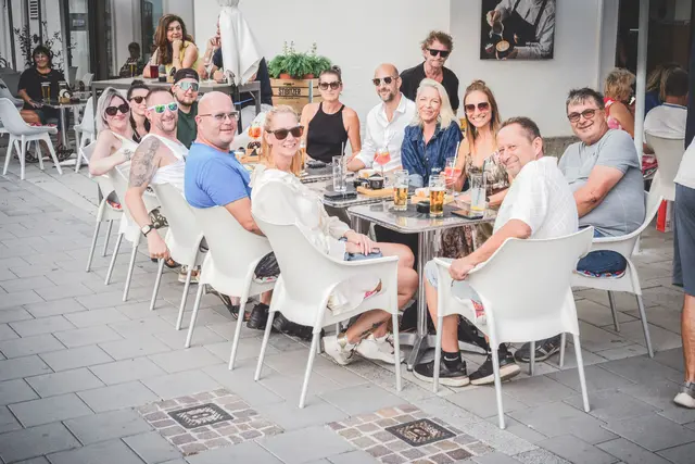 In den umliegenden Gastgärten herrschte beste Stimmung. | Foto: Citymanagement/Klaus Pressberger