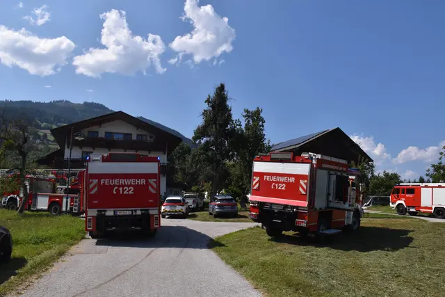 Ein Großaufgebot der Einsatzkräfte stand im Einsatz. | Foto: ZOOM.Tirol