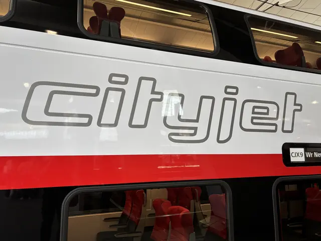 Die neuen Cityjet-Doppelstockzüge sind bereits seit Ende Juni auf der Linie CJX9 unterwegs.  | Foto: Antonio Šećerović/MeinBezirk