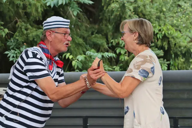Rasch auf gleicher Wellenlänge waren der Seebär (Johann Weichhart) und Oma Frieda (Elisabeth Leopold). | Foto: Edith Ertl