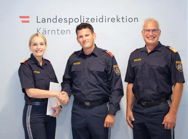 Landespolizeidirektorin Michaela Kohlweiß, Hauptmann Christoph Michelitsch und Generalmajor Arthur Lamprecht | Foto: Polizei Kärnten