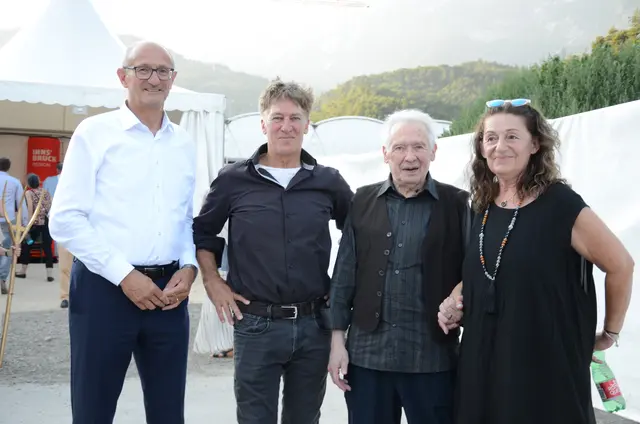 Uraufführungs-Feuernachts-Dream-Team: Anton Mattle, Tobias Moretti, Felix Mitterer, Agnes Beier-Mitterer. | Foto: Schletterer