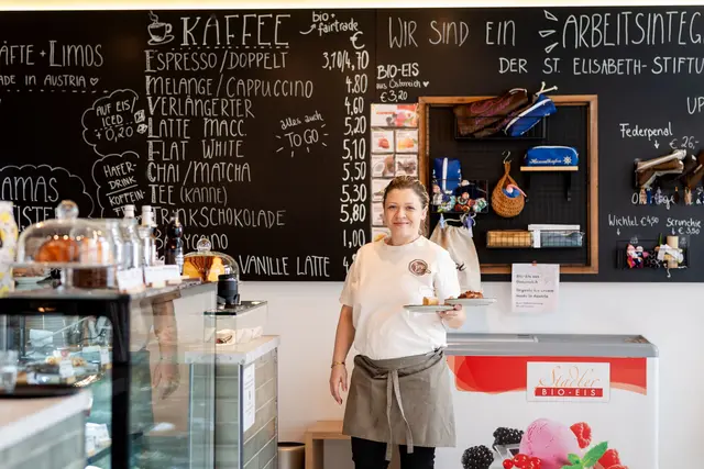In "Mama's Café" wurden bereits 22.000 Kaffee verkauft.  | Foto: Erzdiözese Wien/Stephan Schönlaub