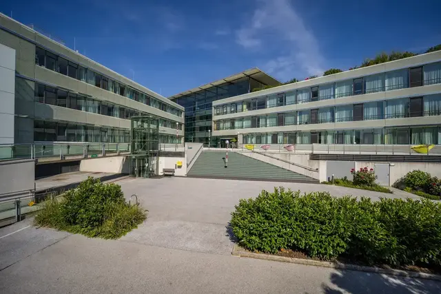 In Hartberg-Fürstenfeld fehlt es aktuell an Fachärztinnen und Fachärzten für Frauengesundheit, dies zeigt sich auch in der m(Research) Umfrage zum Gesundheitswesen.  | Foto: LKH Oststeiermark