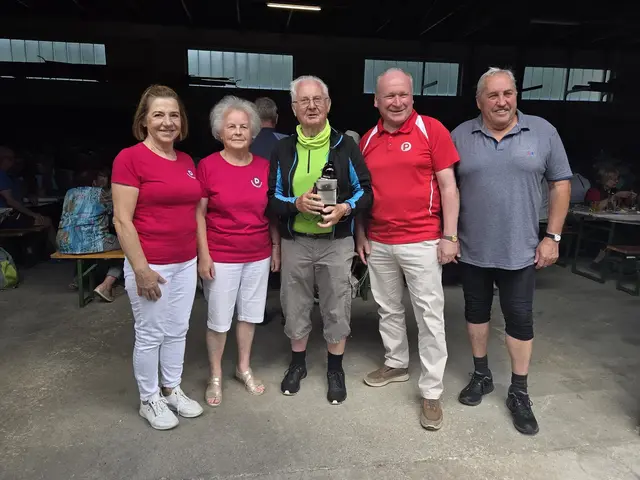 Sabine Eiler, Edeltraud Guggi, Manfred Atzmüller, Norbert Höpoltseder, Peter Schober (von links) | Foto: Pensionistenverband