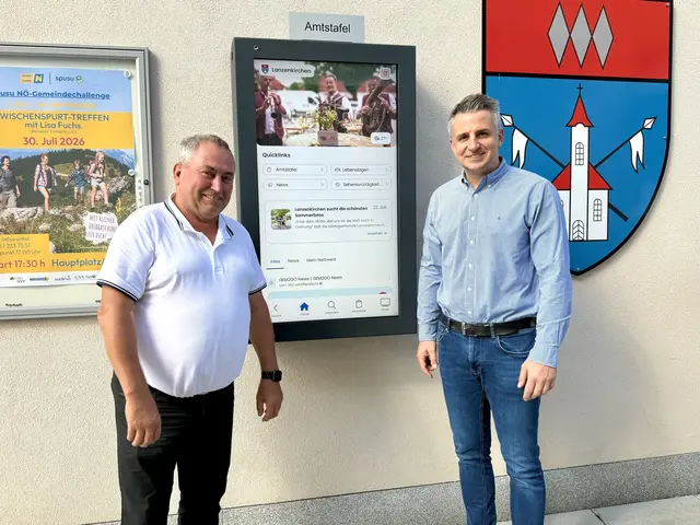 Bürgermeister Bernhard Karnthaler und Gemeinderat für Digitalisierung Christian Ponweiser (beide ÖVP). | Foto: Marktgemeinde Lanzenkirchen