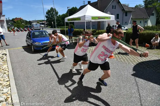 Geschicklichkeit, Genauigkeit und Spaß standen ganz oben beim 29. Super Zehnkampf in Preßguts. | Foto: Gerald Dreisieber