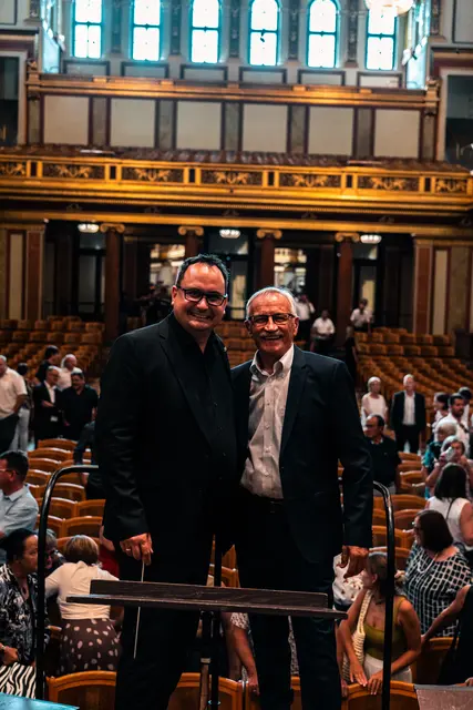Initiator Márton Ilyés und Obmann Peter Reichstädter im Musikvereinssaal | Foto: Christian Hodina