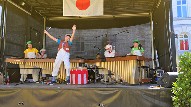 Auftritt des Hiroshima Junior Marimba Ensembles