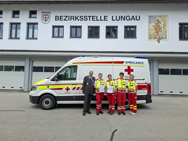 Abteilung St. Michael: Abt. Kdt Rupert Grießner, Talisha Krawtschuk, Eva Pfeifenberger, Samuel Mata; Abt. Ausbildnerin Magdalena Wirnsberger | Foto: Rotes Kreuz Lungau