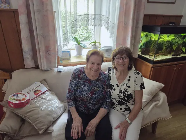 Sprengelbetreuerin Anna Grossberger, Frau Maria Hirtenlehner. | Foto: NÖ’s-Senioren - Seitenstetten