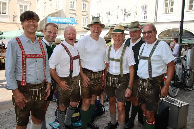 Bestens gelaunt präsentierten sich die Musiker der Untermarktler Tanzlmusi.