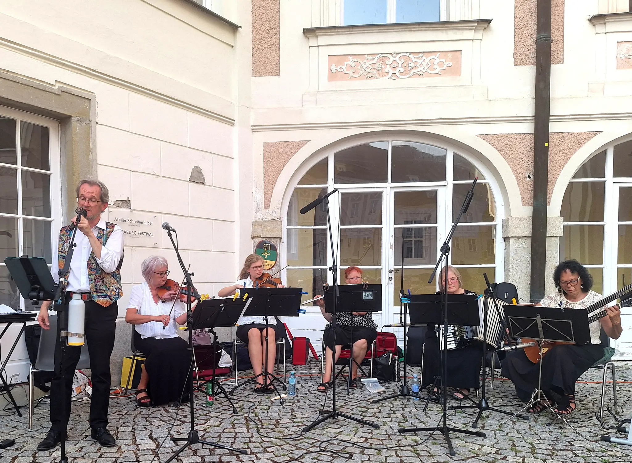 Schloss Lamberg: Wegerer Schrammeln begeisterten bei Konzert - Steyr & ...