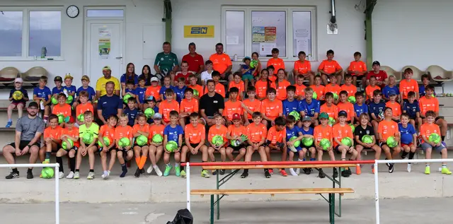 Rund 70 Nachwuchsfußballer erlebten beim 15. spusu-Starcamp in Poysbrunn fünf abwechslungsreiche Tage voller Sport und Spaß. | Foto: SCU Poysbrunn