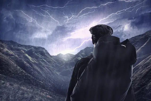 Beim Abstieg von der Seebergspitze in Richtung Pertisau kamen die beiden Bergsportler in ein heftiges Gewitter. | Foto: PantherMedia/Peopleimages