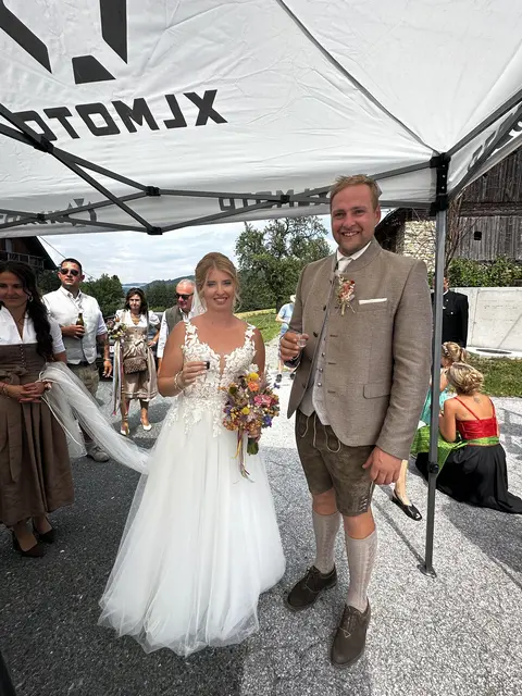 Das Brautpaar Mathias und Tanja Wiedenhofer