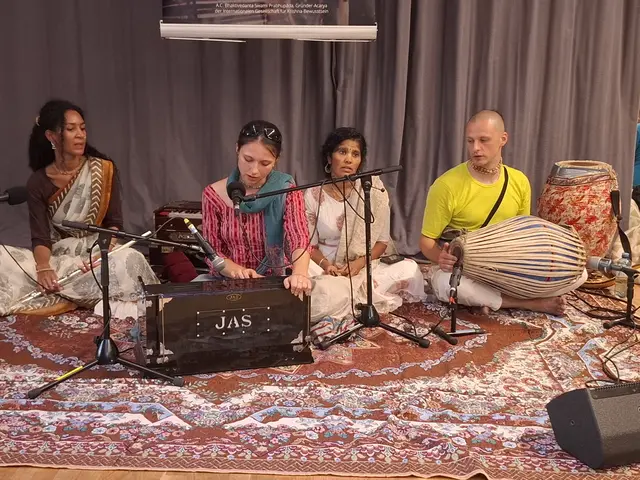 Das Kirtan Festival in der Linzer Sonnenstein-Loft zeigte einmal mehr, dass über Nationen und Religionen hinweg ein friedliches Miteinander möglich ist. | Foto: Robert Zinterhof