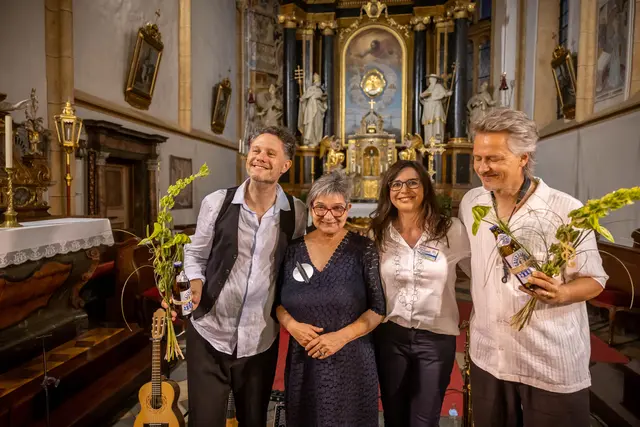 Georg Gratzer – Woodwinds, Mag. Helga Pöcheim, Intendantin des Via Iulia Augusta Kultursommer, Ing. Ruth Klauss, von Alpen Adria Energie (AAE) - Konzertpate Klemens Bittmann – Violine, MandolaIng.  | Foto: Andreas Lutche
